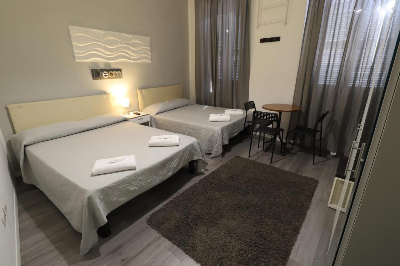 Guest House Minas Milan Bagian luar foto