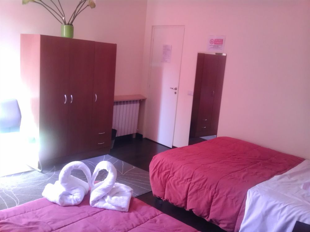 Guest House Minas Milan Bagian luar foto